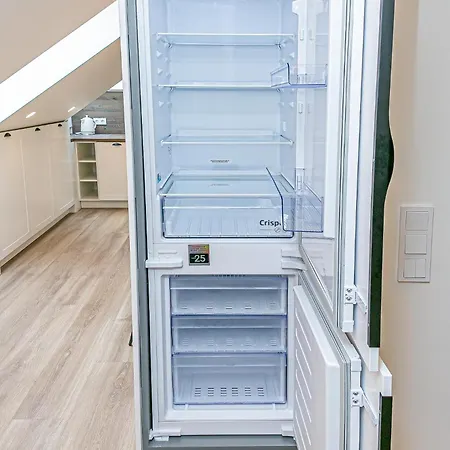 Symphony With Free Parking Apartment Kaunas