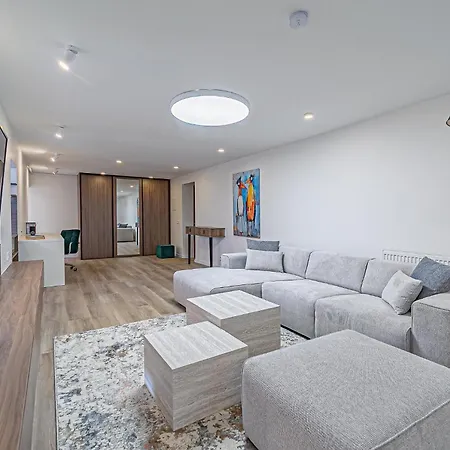 Apartment Symphony With Free Parking *